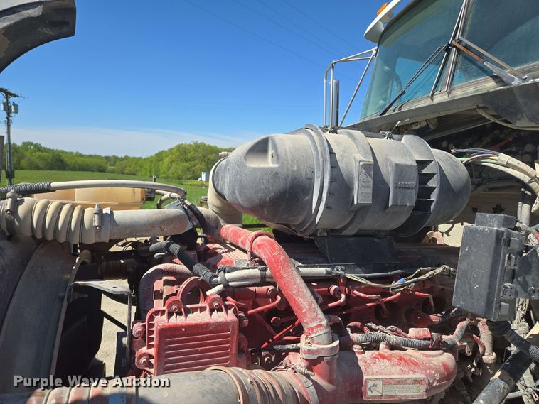 image for item EM7264 2012 Kenworth T800 semi truck