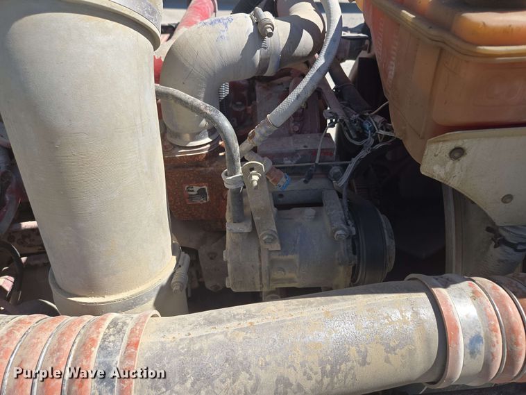 image for item EM7264 2012 Kenworth T800 semi truck