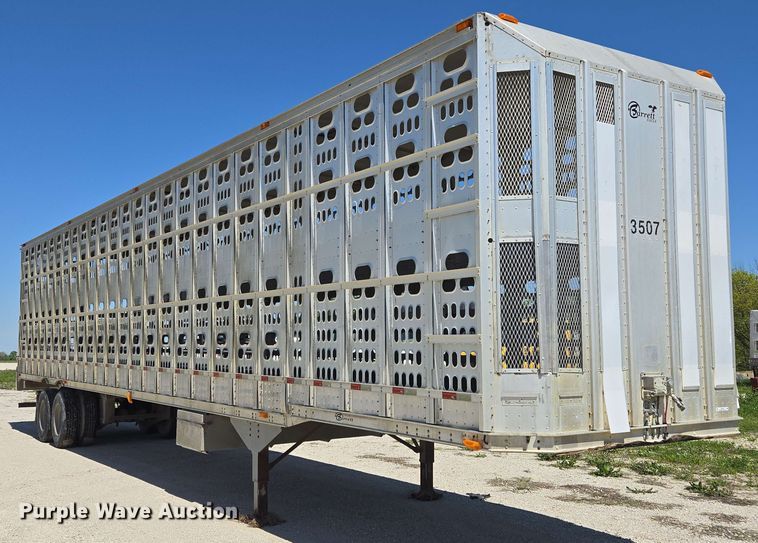 image for item EM7266 2009 Barrett livestock trailer