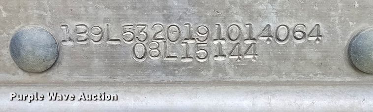 image for item EM7266 2009 Barrett livestock trailer