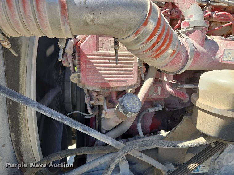 image for item EM7268 2012 Kenworth T800 semi truck