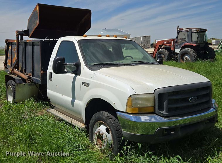 image for item EM7269 1999 Ford F450 Super Duty dump truck