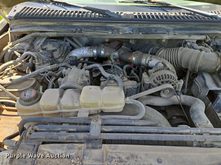 image for item EM7269 1999 Ford F450 Super Duty dump truck