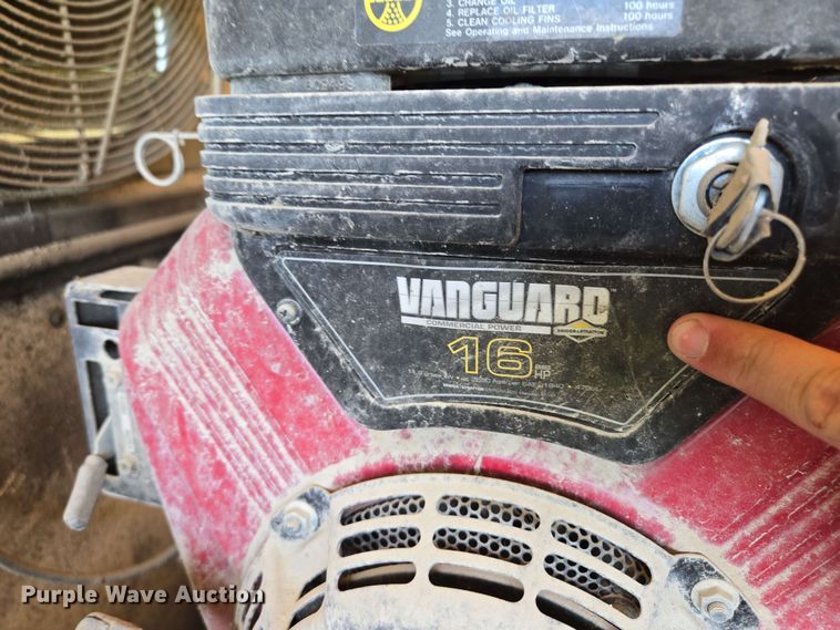 image for item EM7270 2002 GMC C6500 box truck