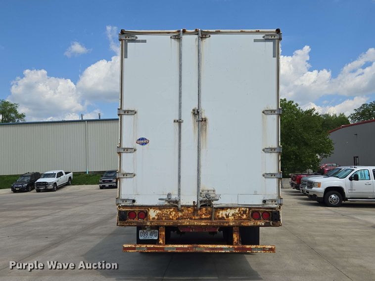 image for item EM7285 1995 Utility Trailer Manufacturer dry van trailer
