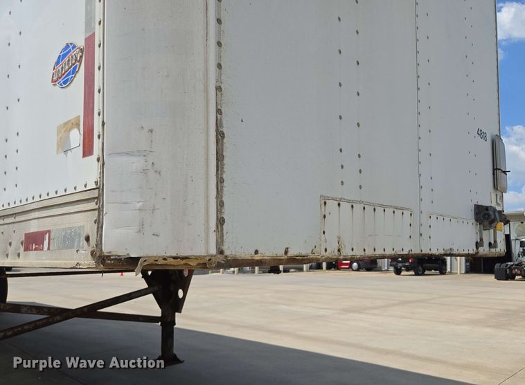 image for item EM7285 1995 Utility Trailer Manufacturer dry van trailer