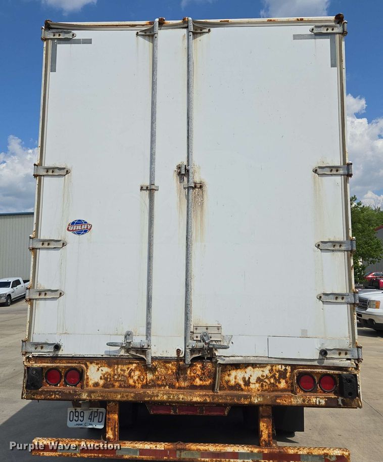 image for item EM7285 1995 Utility Trailer Manufacturer dry van trailer
