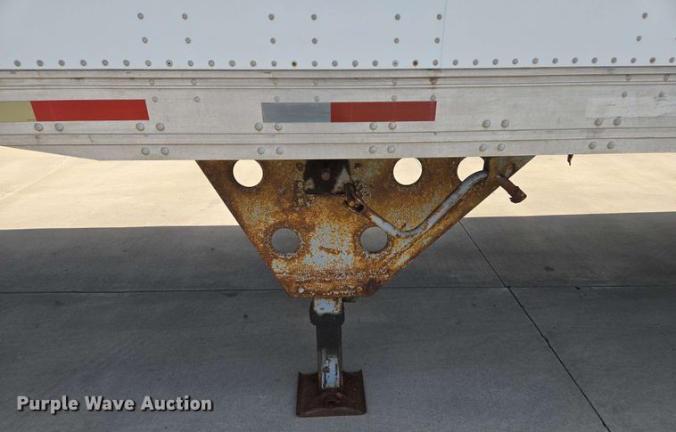 image for item EM7285 1995 Utility Trailer Manufacturer dry van trailer