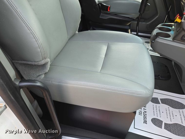 image for item EM7341 2017 Kenworth T680 semi truck