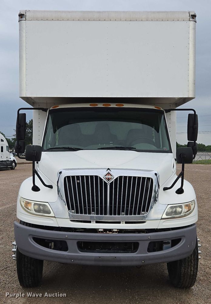 image for item EM7342 2013 International MA035 box truck