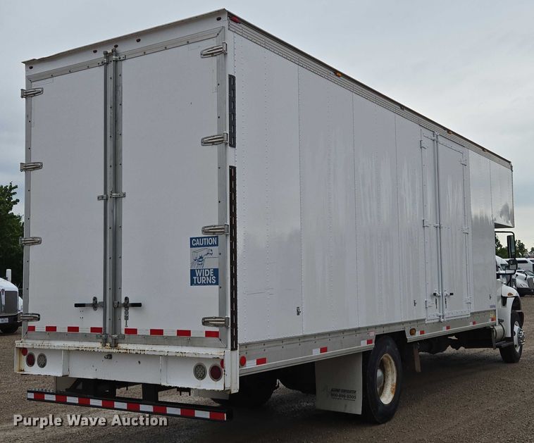 image for item EM7342 2013 International MA035 box truck