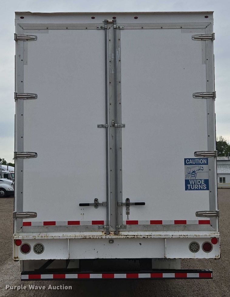 image for item EM7342 2013 International MA035 box truck