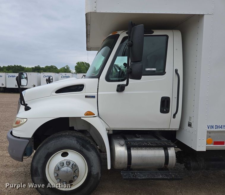 image for item EM7342 2013 International MA035 box truck