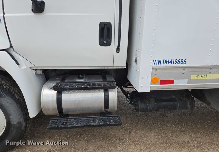 image for item EM7342 2013 International MA035 box truck