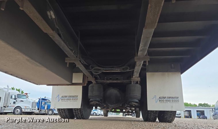 image for item EM7342 2013 International MA035 box truck