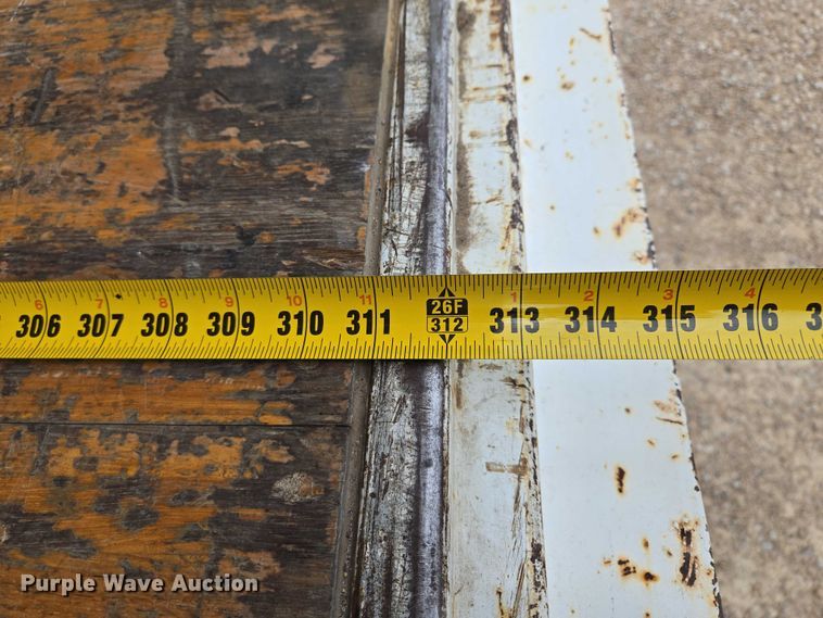 image for item EM7342 2013 International MA035 box truck