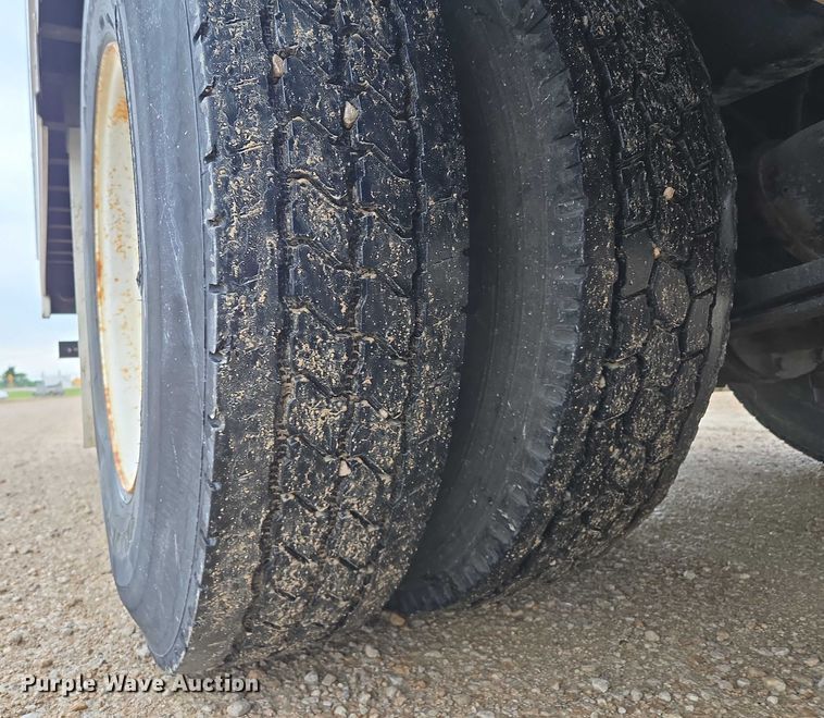 image for item EM7342 2013 International MA035 box truck