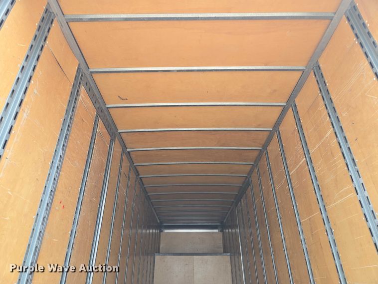 image for item EM7343 2006 Peterbilt 335 box truck