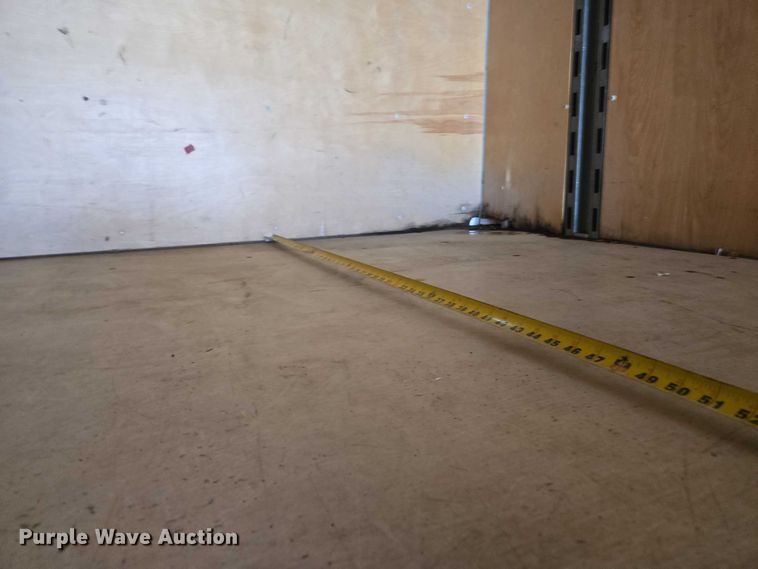 image for item EM7343 2006 Peterbilt 335 box truck