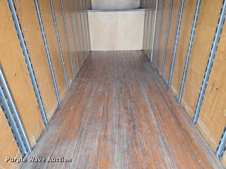 image for item EM7343 2006 Peterbilt 335 box truck