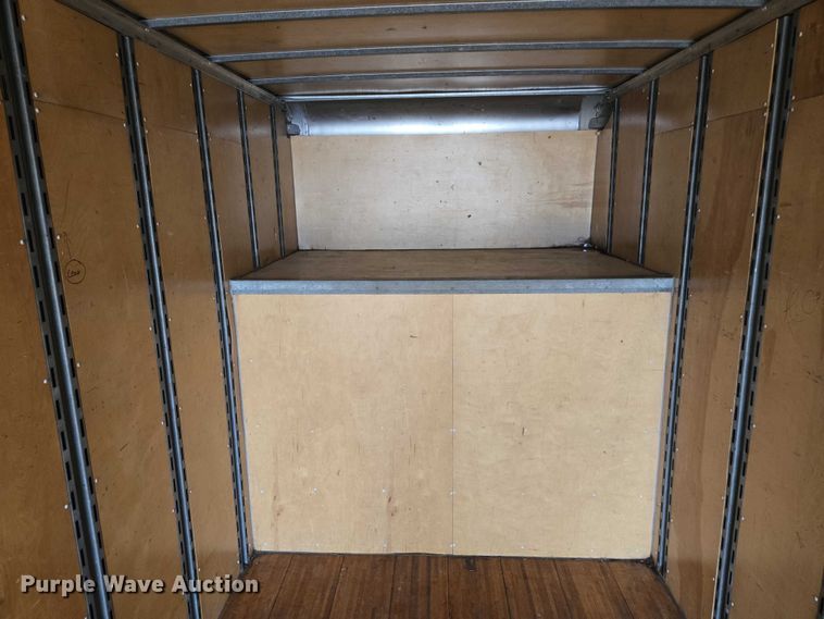 image for item EM7343 2006 Peterbilt 335 box truck