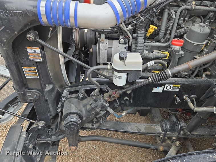 image for item EM7344 2017 Kenworth T680 semi truck