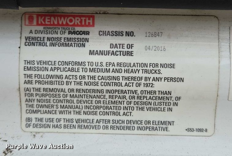 image for item EM7344 2017 Kenworth T680 semi truck