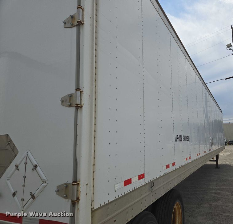 image for item EM7357 2006 Great Dane dry van trailer