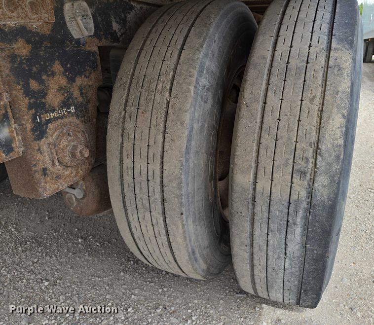 image for item EM7357 2006 Great Dane dry van trailer