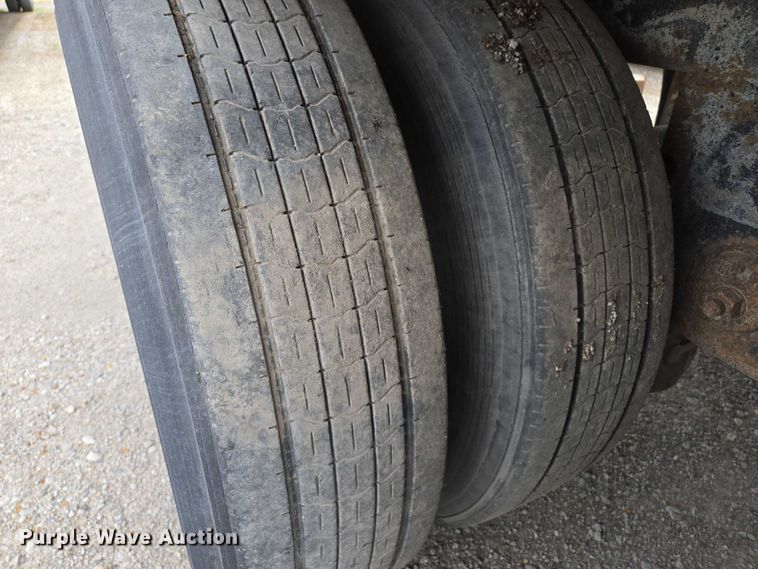 image for item EM7357 2006 Great Dane dry van trailer