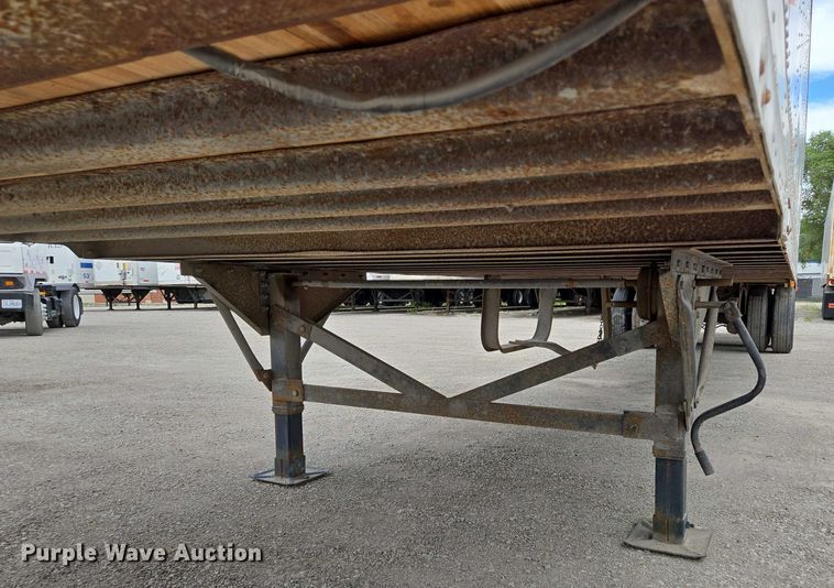 image for item EM7358 2006 Great Dane dry van trailer