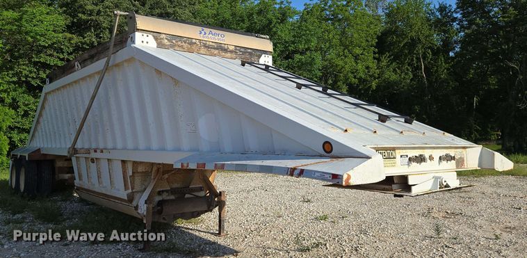 image for item EN8999 2012 Construction Trailer Specialists bottom dump trailer