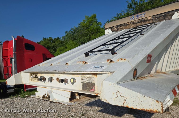 image for item EN8999 2012 Construction Trailer Specialists bottom dump trailer