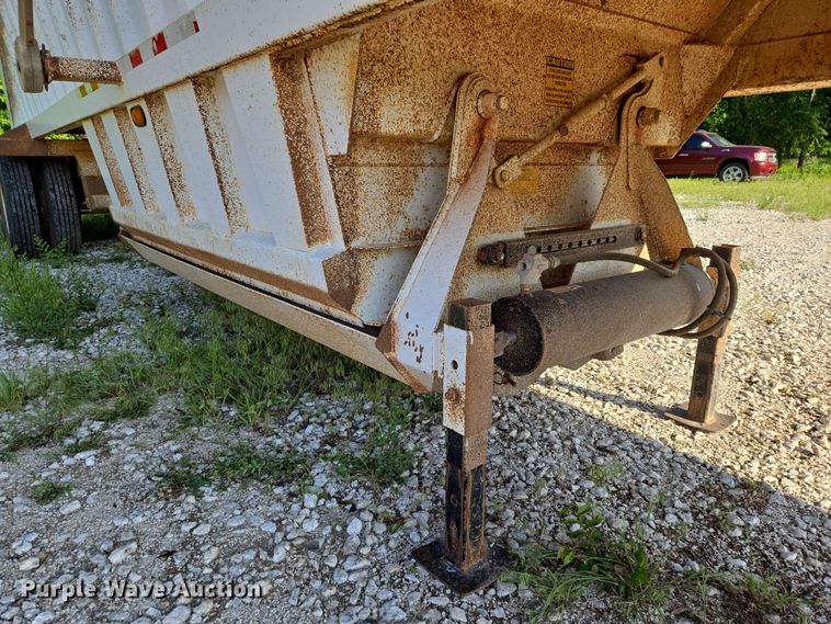 image for item EN8999 2012 Construction Trailer Specialists bottom dump trailer