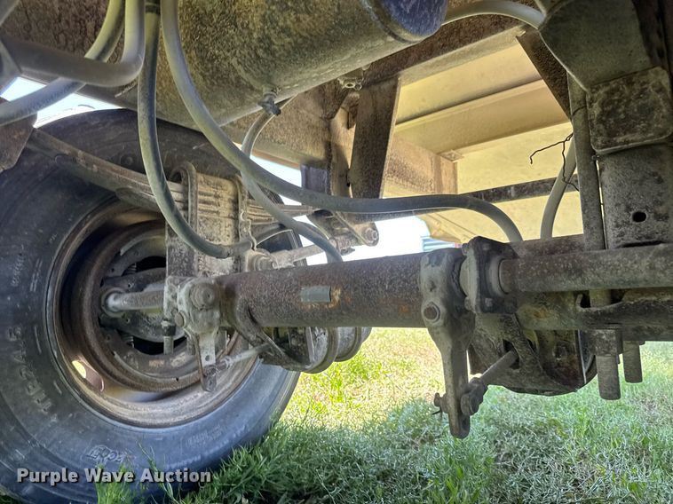 image for item EQ1427 1987 Timpte Super Hopper grain trailer