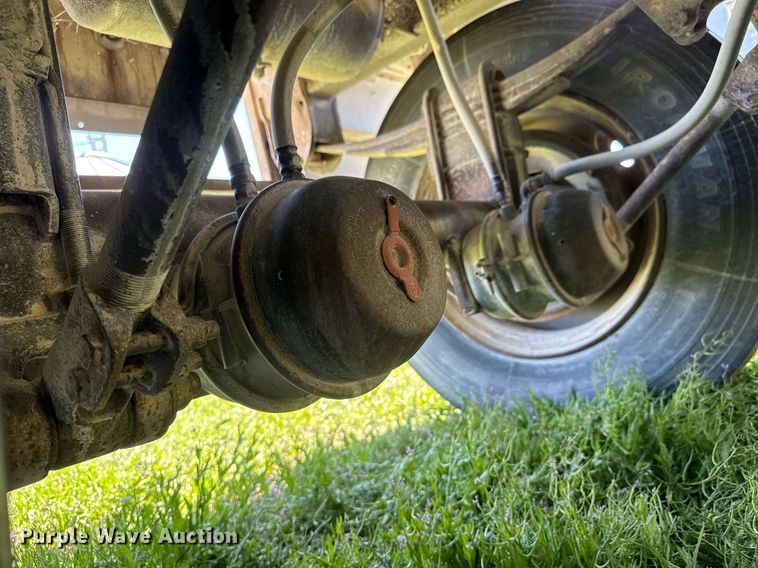 image for item EQ1427 1987 Timpte Super Hopper grain trailer