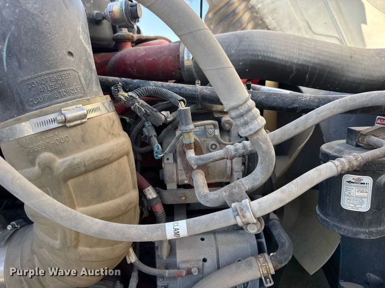 image for item EQ1428 2012 Freightliner Cascadia semi truck