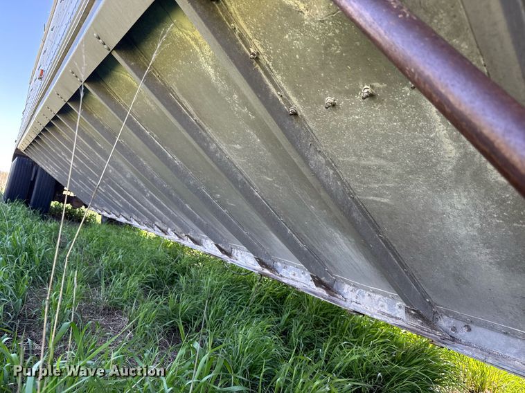 image for item EQ1433 1974 Timpte grain trailer