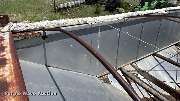 image for item EQ1433 1974 Timpte grain trailer