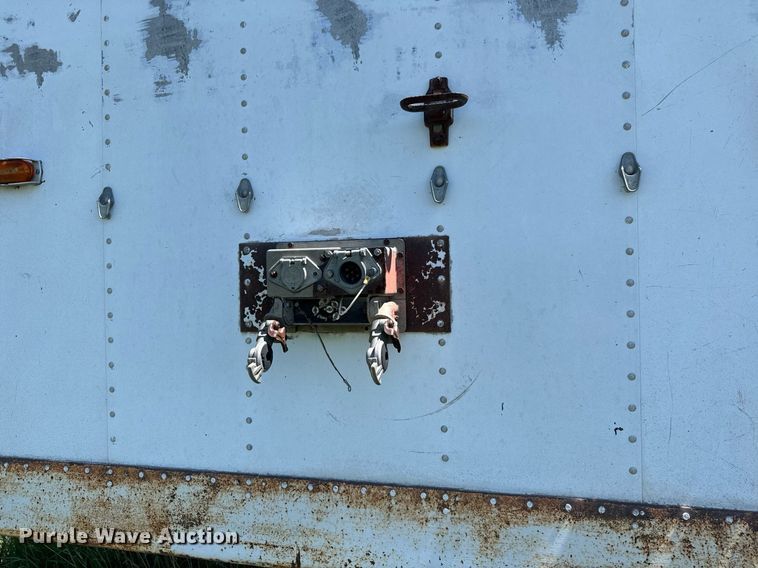 image for item EQ1433 1974 Timpte grain trailer