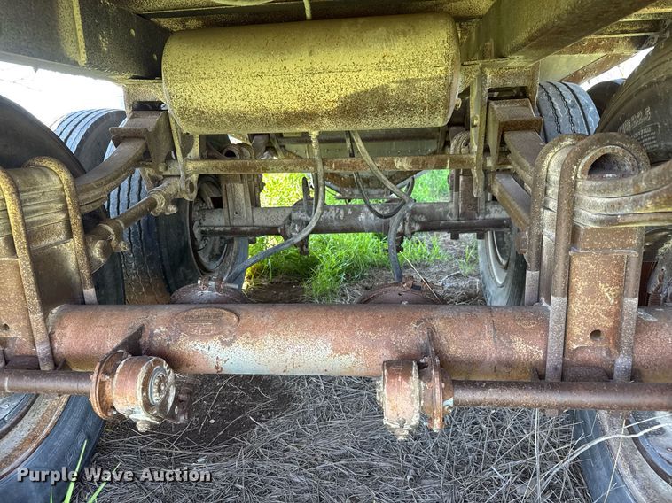 image for item EQ1433 1974 Timpte grain trailer