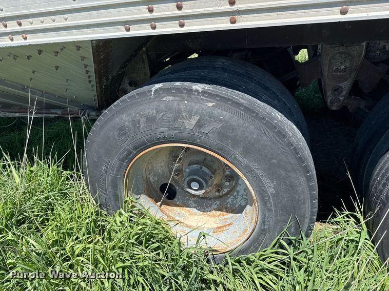 image for item EQ1433 1974 Timpte grain trailer