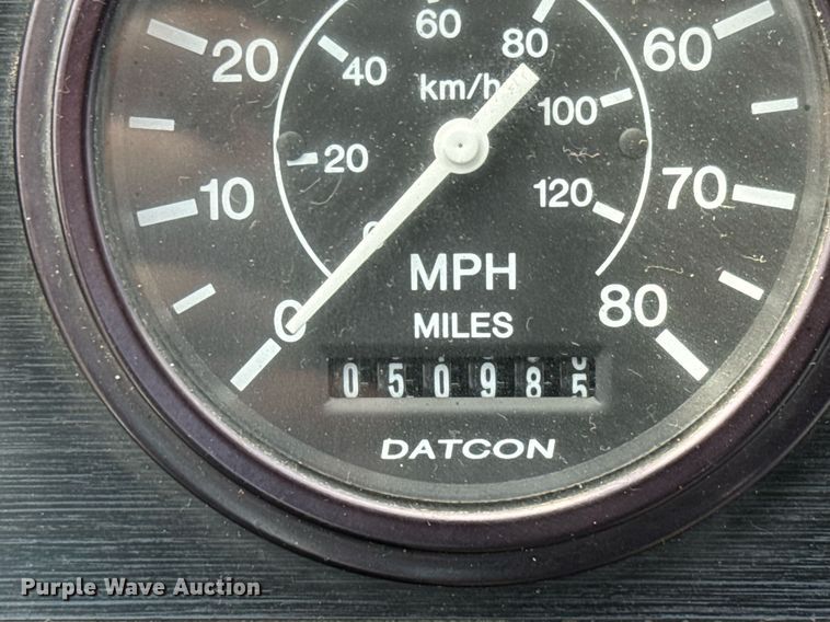 image for item EQ1455 2005 Kalmar 30 yard truck