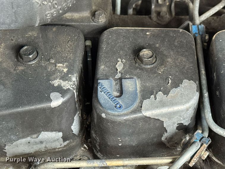 image for item EQ1455 2005 Kalmar 30 yard truck