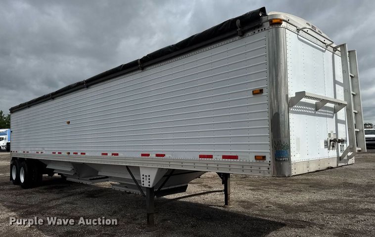 image for item EQ1456 2011 Timpte grain trailer