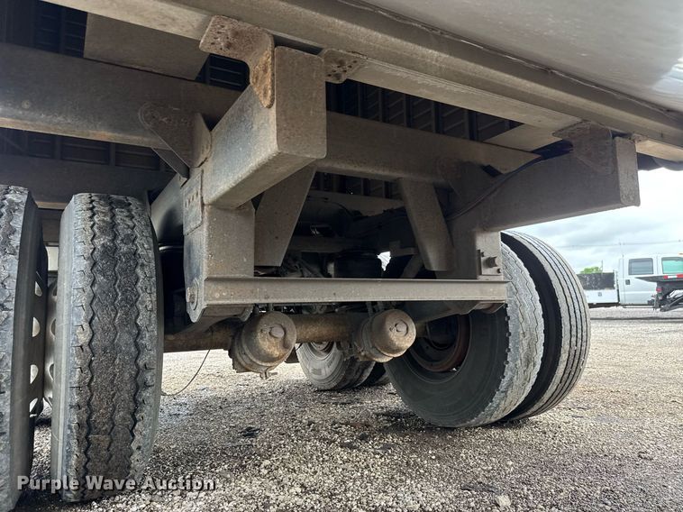 image for item EQ1456 2011 Timpte grain trailer