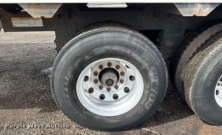 image for item EQ1456 2011 Timpte grain trailer