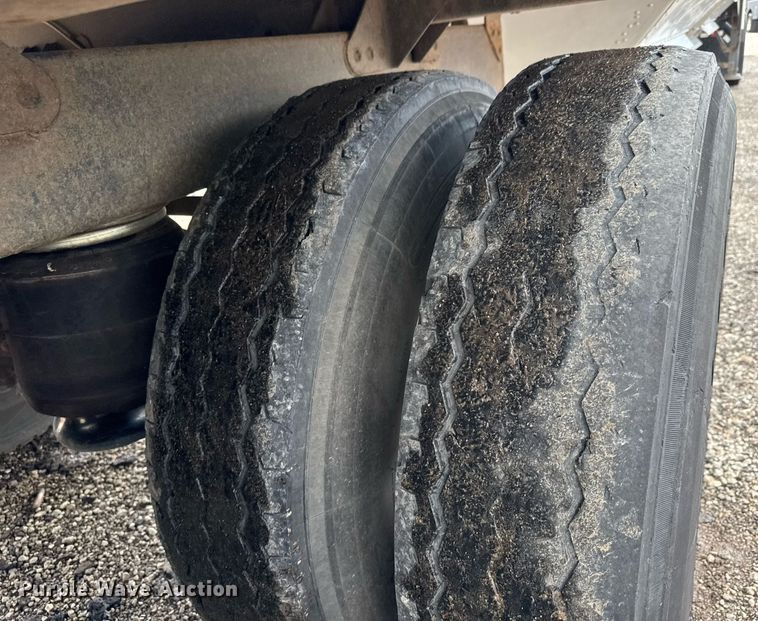 image for item EQ1456 2011 Timpte grain trailer