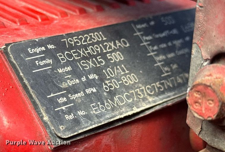 image for item EQ1459 2012 Kenworth T800 semi truck