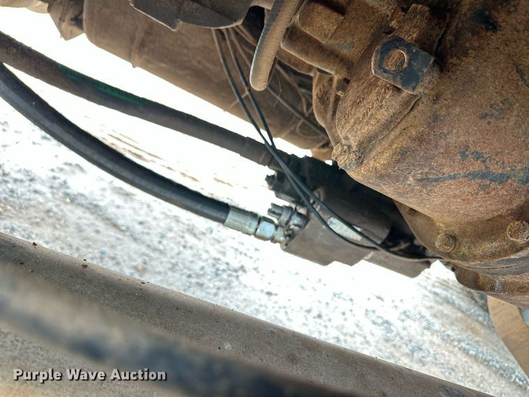 image for item EQ4725 2000 Peterbilt 379 semi truck